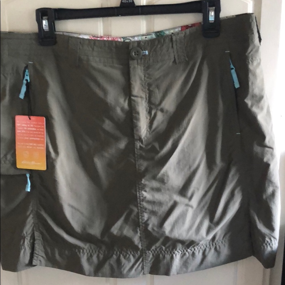 Petite Size 12 Skort green w/aqua blue trim